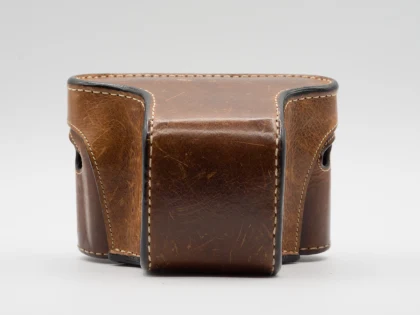 Luigi integral case pour Leica Q + strap
