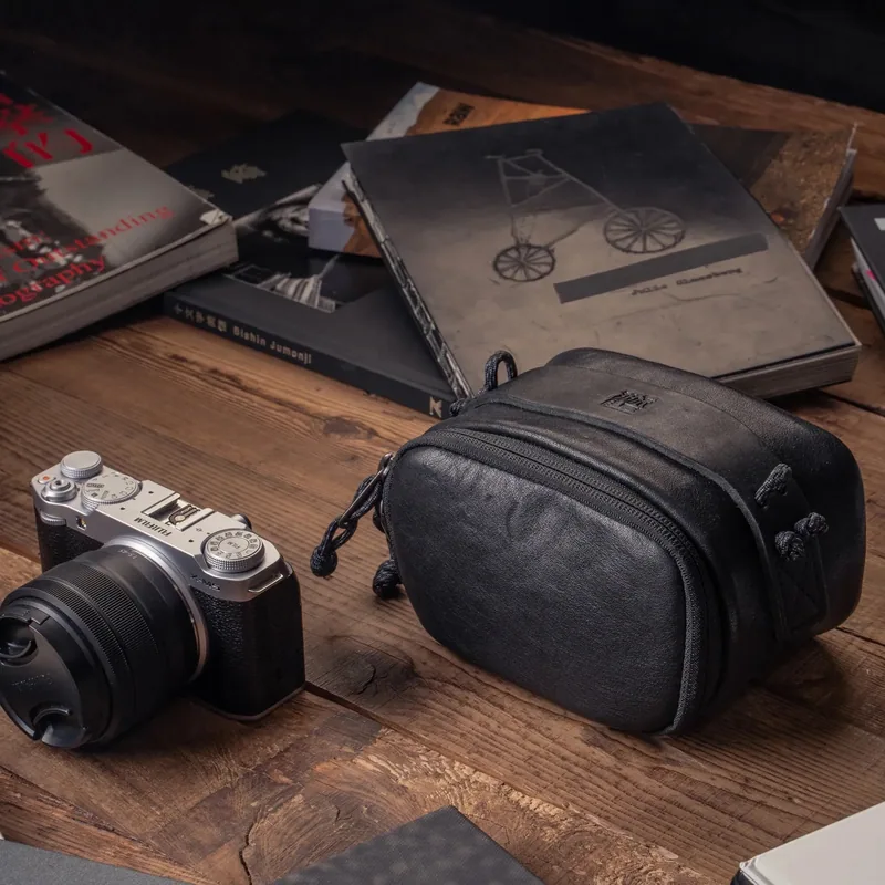 Camera Pouch ML Cuir Noir